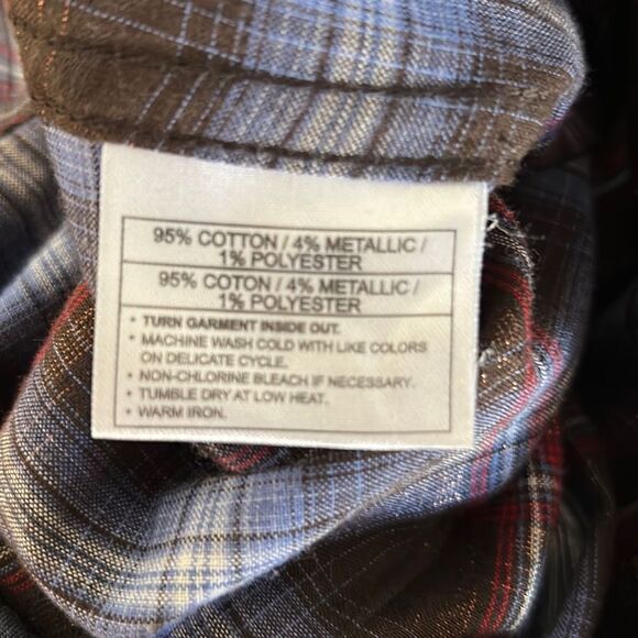 ARIAT Fitted Plaid Cowboy Shirt - Picture 9 of 9